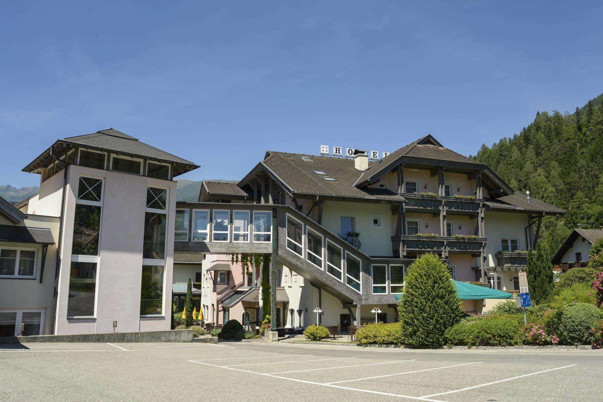 Hotel Flattacher Hof Exterior photo